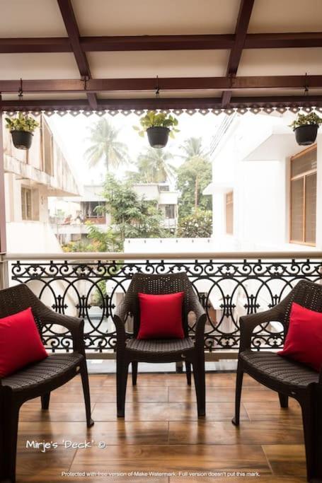 Mirje'S Deck - Homestay - Family Rooms Kolhapur Buitenkant foto